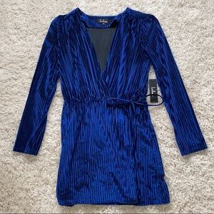 NEW!!! Lulus navy blue velvet wrap dress